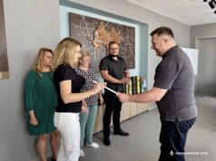 У Нововолинську привітали державних реєстраторів та архітекторів із професійними святами У-Нововолинську-привітали-державних-реєстраторів-та-архітекторів-із-професійними-святами