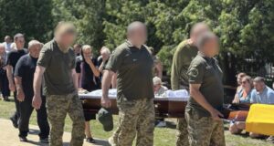 Нововолинська громада попрощалася із Захисником Олегом Мартинюком Нововолинська-громада-попрощалася-із-Захисником-Олегом-Мартинюком