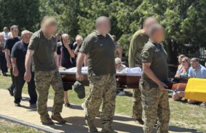 Нововолинська громада попрощалася із Захисником Олегом Мартинюком Нововолинська-громада-попрощалася-із-Захисником-Олегом-Мартинюком