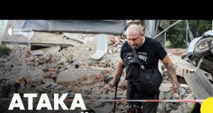 Що відбувається на місці падіння уламків? | РФ атакувала Київ і область (ВІДЕО) Що відбувається на місці падіння уламків? | РФ атакувала Київ і область (ВІДЕО)