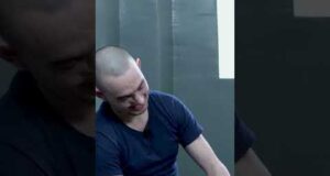 ТЁЩА СДАЛА ЗЯТЯ (ВІДЕО) ТЁЩА СДАЛА ЗЯТЯ (ВІДЕО)