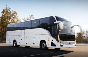 Автобус Будапешт – Ужгород: надійне повернення з Європи додому