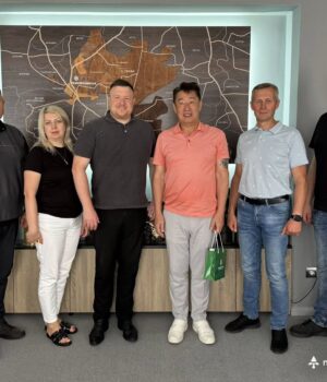 Міський-голова-Борис-Карпус-провів-зустріч-з-представником-корейського-бізнесу