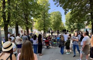 Молодіжний двіж на бульварі Шевченка у Нововолинську: фоторепортаж Молодіжний-двіж-на-бульварі-Шевченка-у-Нововолинську:-фоторепортаж