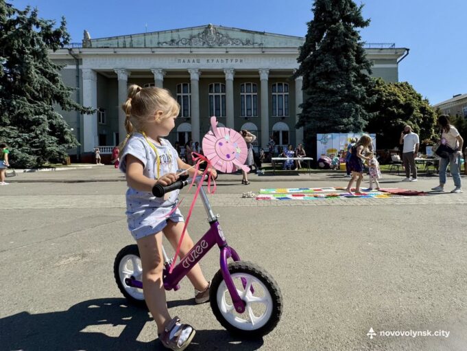 У Нововолинську відбувся День підтримки грудного вигодовування У-Нововолинську-відбувся-День-підтримки-грудного-вигодовування