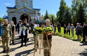 Нововолинська громада попрощалася з Героям Павлом Молодшим Нововолинська-громада-попрощалася-з-Героям-Павлом-Молодшим