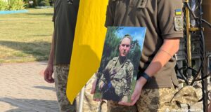 Нововолинська громада провела в останню путь Героя Олександра Герасимчука Нововолинська-громада-провела-в-останню-путь-Героя-Олександра-Герасимчука