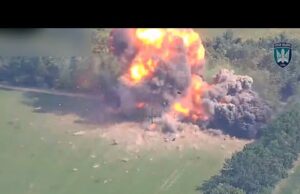 Детокс хробаків пілотами 414 бригади «Птахи Мадяра» Автор музики і слів: Bloger (414 обр ПМ)... Детокс хробаків пілотами 414 бригади «Птахи Мадяра» Автор музики і слів: Bloger (414 обр ПМ)...