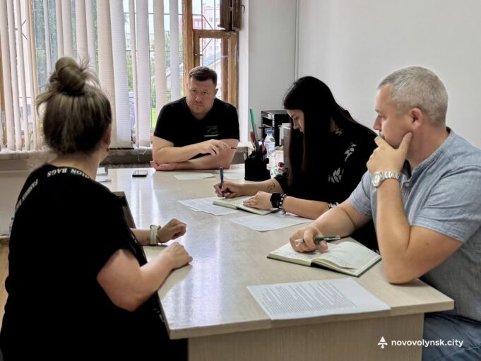 Міський голова провів черговий прийом громадян у Нововолинську Міський-голова-провів-черговий-прийом-громадян-у-Нововолинську