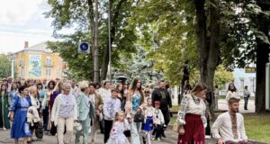 До Дня Незалежності у Нововолинську відбулася традиційна хода у вишиванках До-Дня-Незалежності-у-Нововолинську-відбулася-традиційна-хода-у-вишиванках