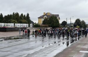 Понад 200 дорослих та дітей долучилися до традиційного велопробігу у Нововолинську Понад-200-дорослих-та-дітей-долучилися-до-традиційного-велопробігу-у-Нововолинську