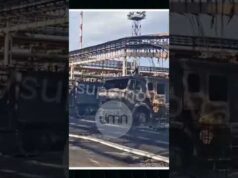 На росії ДОГОРІВ Новошахтинський НПЗ (ВІДЕО) На росії ДОГОРІВ Новошахтинський НПЗ (ВІДЕО)