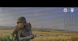 Це твоя, хробак, дорога. Сам обрав шлях, no problem. Трек «no problem», Левко Дурко. (ВІДЕО) Це твоя, хробак, дорога. Сам обрав шлях, no problem. Трек «no problem», Левко Дурко. (ВІДЕО)