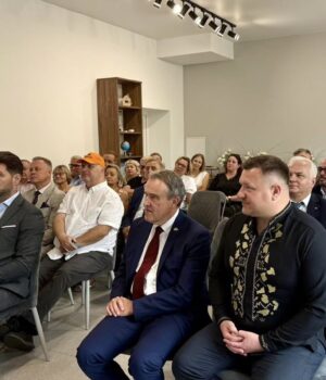 З-нагоди-75-річчя-в-Нововолинськ-завітали-делегації-з-міст-партнерів З-нагоди-75-річчя-в-Нововолинськ-завітали-делегації-з-міст-партнерів