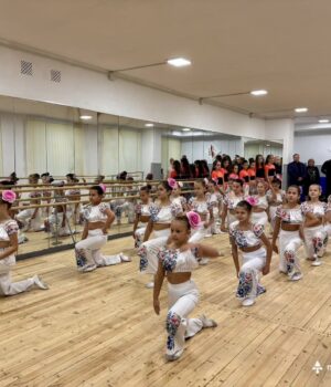 У-Центрі-дитячої-та-юнацької-творчості-відкрили-оновлений-танцювальний-зал У-Центрі-дитячої-та-юнацької-творчості-відкрили-оновлений-танцювальний-зал