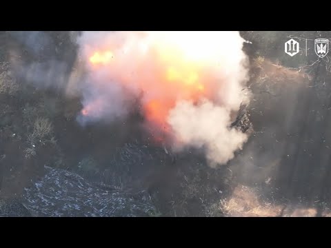 «Сталевий Птах». текст&музика Bloger (414 бригада «Птахи Мадяра») (ВІДЕО) «Сталевий Птах». текст&музика Bloger (414 бригада «Птахи Мадяра») (ВІДЕО)
