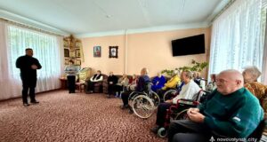 У відділенні стаціонарного догляду в Благодатному відбувся захід до Дня людей похилого віку У-відділенні-стаціонарного-догляду-в-Благодатному-відбувся-захід-до-Дня-людей-похилого-віку