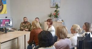 «Сила нескорених»: нововолинські ветерани по відеозвʼязку поспілкувалися з ліцеїстами із Луганщини «Сила-нескорених»:-нововолинські-ветерани-по-відеозвʼязку-поспілкувалися-з-ліцеїстами-із-Луганщини