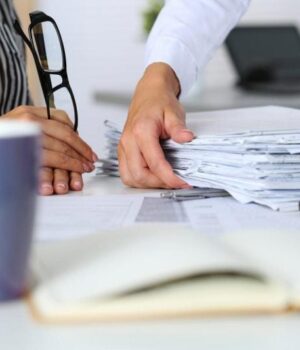 Вакансії-у-Нововолинській-громаді:-інформує-Центр-зайнятості