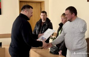 Відзначили військових і розглянули питання сесії: у міській раді провели «День депутата» Відзначили-військових-і-розглянули-питання-сесії:-у-міській-раді-провели-«День-депутата»