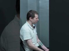ВИДИМО ОН НЕ РУСКИЙ ПО ЭТОМУ БРОСАЮТ (ВІДЕО) ВИДИМО ОН НЕ РУСКИЙ ПО ЭТОМУ БРОСАЮТ (ВІДЕО)