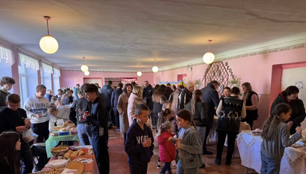 Благодійний ярмарок у Грибовицькій гімназії: збирали кошти на ремонт авто для Захисників Благодійний-ярмарок-у-Грибовицькій-гімназії:-збирали-кошти-на-ремонт-авто-для-Захисників