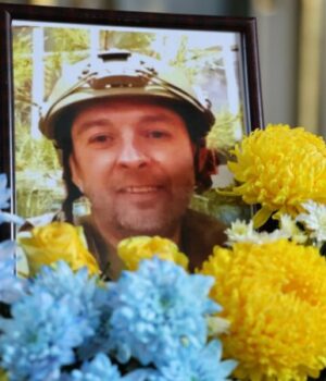 У-Жидичині-провели-в-останню-дорогу-Героя-Віктора-Бондарука У-Жидичині-провели-в-останню-дорогу-Героя-Віктора-Бондарука