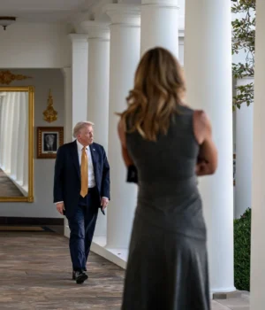 Трамп-планує-назвати-нову-бальну-залу-Білого-дому-на-свою-честь-–-ЗМІ Трамп-планує-назвати-нову-бальну-залу-Білого-дому-на-свою-честь-–-ЗМІ
