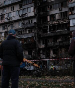 У-трьох-районах-Києва-через-російську-атаку-пошкоджена-житлова-інфраструктура,-загинули-люди У-трьох-районах-Києва-через-російську-атаку-пошкоджена-житлова-інфраструктура,-загинули-люди