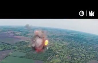 1500 хробачих літаків групи Топота 414бр Птахи Мадяра.Масштабовано до батальйону винищувачів 414 обр (ВІДЕО) 1500 хробачих літаків групи Топота 414бр Птахи Мадяра.Масштабовано до батальйону винищувачів 414 обр (ВІДЕО)