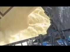 Птахи СБС подзьобали плотину Белгородського водосховища. Гондоли тягніть, гондоли… (ВІДЕО) Птахи СБС подзьобали плотину Белгородського водосховища. Гондоли тягніть, гондоли… (ВІДЕО)