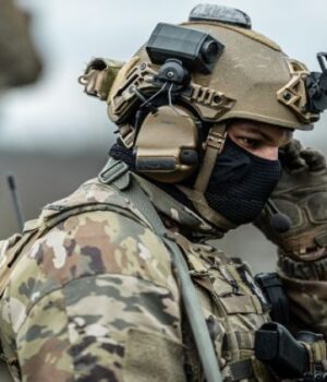 «Примари»-ГУР-знову-вдарили-по-Криму-і-знищили-три-РЛС-і-десантний-катер-ворога «Примари»-ГУР-знову-вдарили-по-Криму-і-знищили-три-РЛС-і-десантний-катер-ворога