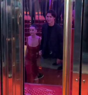 Кеті-Перрі-та-Джастін-Трюдо-вперше-з’явилися-на-публіці-як-пара