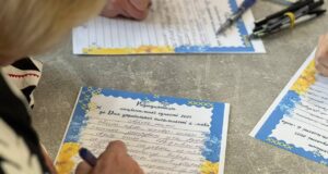 Нововолинська громада долучилася до написання Радіодиктанту національної єдності – 2025 Нововолинська-громада-долучилася-до-написання-Радіодиктанту-національної-єдності-–-2025