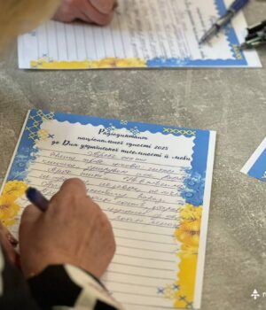 Нововолинська-громада-долучилася-до-написання-Радіодиктанту-національної-єдності-–-2025 Нововолинська-громада-долучилася-до-написання-Радіодиктанту-національної-єдності-–-2025