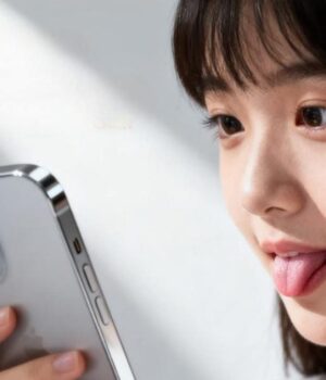 Нова-функція-iphone-дозволяє-гортати-“тіктоки”-та-“рілси”-язиком:-де-її-знайти