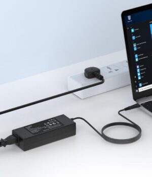 Що-це-за-чорна-коробка-на-зарядці-для-ноутбука