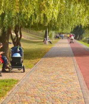 Як-бруківка-«Старе-місто»-створює-простір-зі-змістом Як-бруківка-«Старе-місто»-створює-простір-зі-змістом