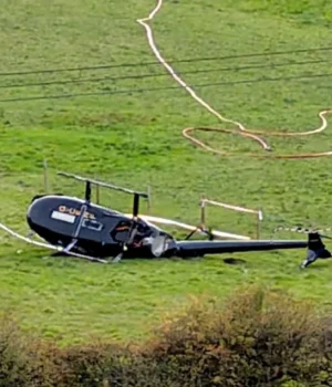 Аварія-гелікоптера-у-Великій-Британії:-є-жертва,-серед-поранених-–-10-річний-хлопчик Аварія-гелікоптера-у-Великій-Британії:-є-жертва,-серед-поранених-–-10-річний-хлопчик