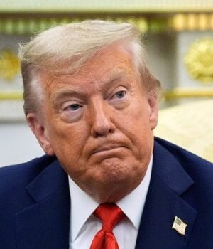 Рейтинг-Трампа-рекордно-обвалився:-яка-причина Рейтинг-Трампа-рекордно-обвалився:-яка-причина