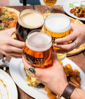 Українці-стали-пити-менше-пива.-У-чому-причина Українці-стали-пити-менше-пива.-У-чому-причина