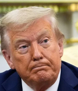 Трамп-просуває-глобальну-цифрову-економіку-без-тарифів Трамп-просуває-глобальну-цифрову-економіку-без-тарифів