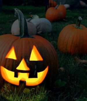 Геловін-2025:-гороскоп-для-всіх-знаків-зодіаку-—-кому-зорі-принесуть-містичну-ніч,-а-кому. Геловін-2025:-гороскоп-для-всіх-знаків-зодіаку-—-кому-зорі-принесуть-містичну-ніч,-а-кому.