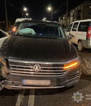 У-Луцьку-на-Перемоги-зіткнулося-сім-автівок.-ФОТО У-Луцьку-на-Перемоги-зіткнулося-сім-автівок.-ФОТО