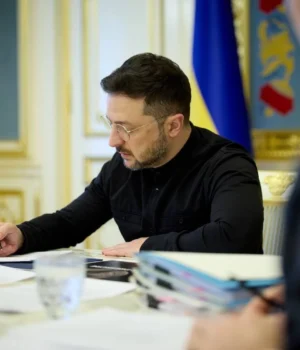 Необхідно-накласти-санкції-на-65-ключових-кораблів-"тіньового-флоту"-росії-–-Зеленський Необхідно-накласти-санкції-на-65-ключових-кораблів-"тіньового-флоту"-росії-–-Зеленський