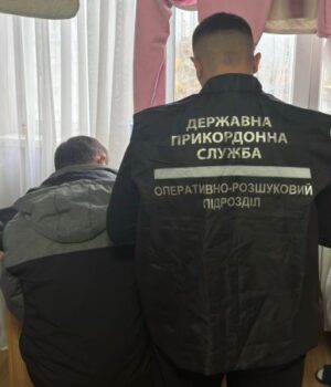 На-Волині-двоє-чоловіків-за-6-тисяч-доларів-переправляли-військовозобов’язаних-до-Польщі На-Волині-двоє-чоловіків-за-6-тисяч-доларів-переправляли-військовозобов’язаних-до-Польщі