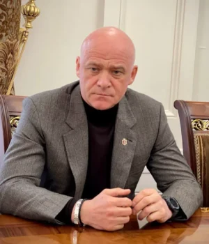 truhanov.webp Суд відправив ексмера Одеси Труханова під цілодобовий домашній арешт