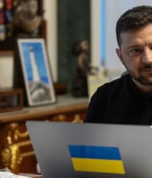 Зеленський-заявив,-що-путін-хоче-приїхати-в-Покровськ