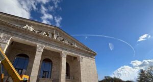 Росіяни скоро відкриють Маріупольський драмтеатр, який розбомбили у 2022-му, – міськрада Росіяни-скоро-відкриють-Маріупольський-драмтеатр,-який-розбомбили-у-2022-му,-–-міськрада