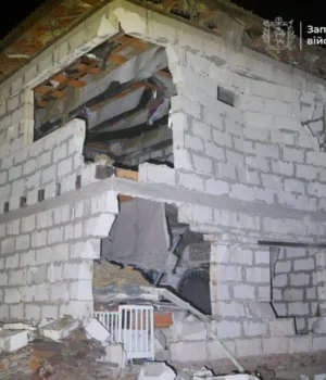 У-Запоріжжі-пролунали-вибухи:-є-руйнування-в-житловому-секторі